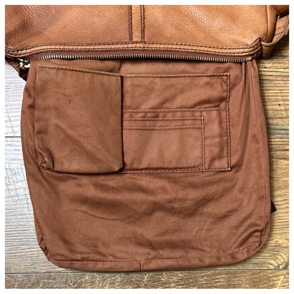 FOSSIL Erin Messenger Bag - Picture 7 of 10